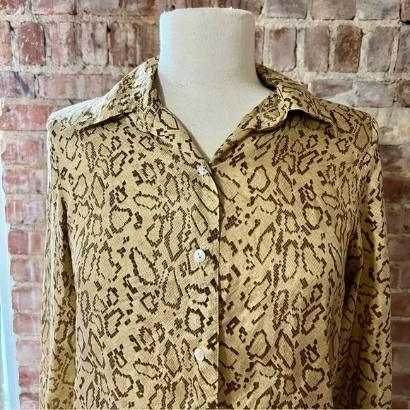 Vintage 100% Silk Snakeskin Print Button-Up Blouse -Size 6/Medium -TP50 - Picture 3 of 8